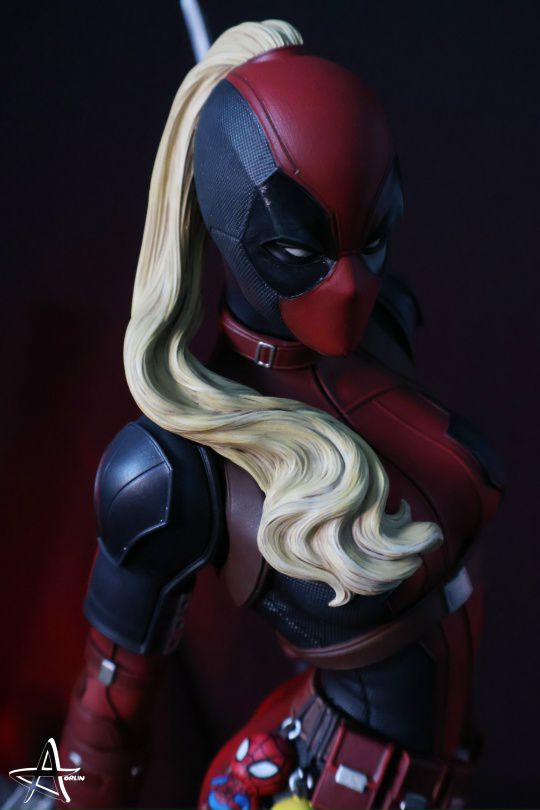 Фигурка Lady Deadpool (Orlin)