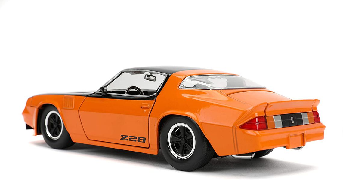 Коллекционная (Die Cast) модель Chevrolet Camaro Z28 - 1979 (масштаб 1:24) изображение 4