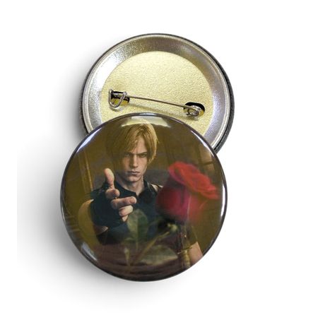 Значок Обитель Зла - Мем Леон с розой (Resident Evil) 4,5 см
